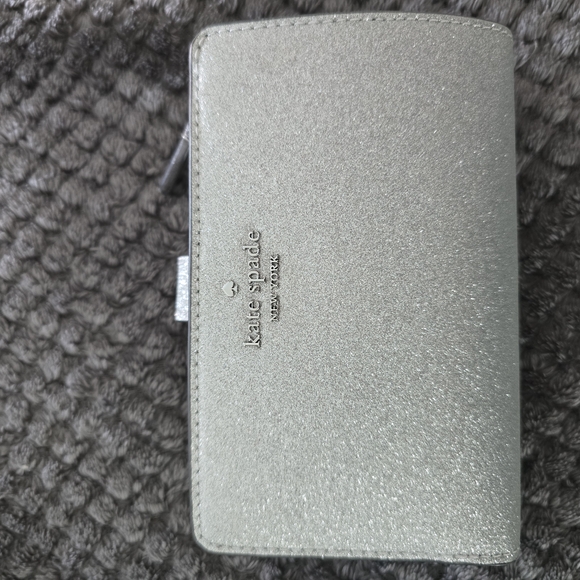 Glimmering Silver Wallet - Picture 1 of 5